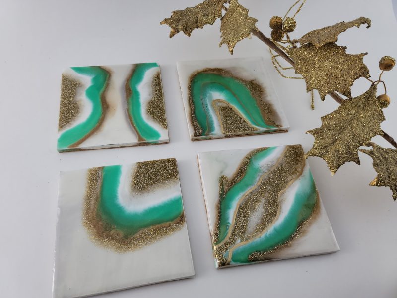 Geode Inspired Coasters - Green White & Gold / Home Decor/Bridesmaid gift / Wedding gift / Engagement gift / Groomsmen gift / Gift for women